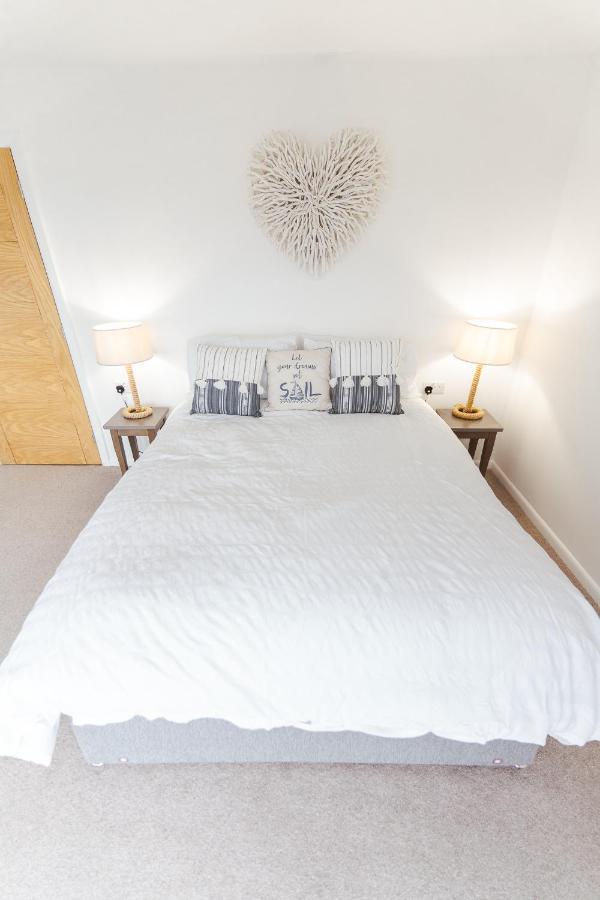 Watersedge Retreat, Views, Sunsets, Dogs Welcome Sandside  외부 사진
