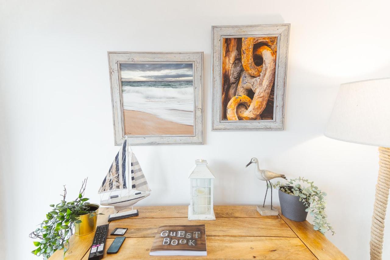 Watersedge Retreat, Views, Sunsets, Dogs Welcome Sandside  외부 사진