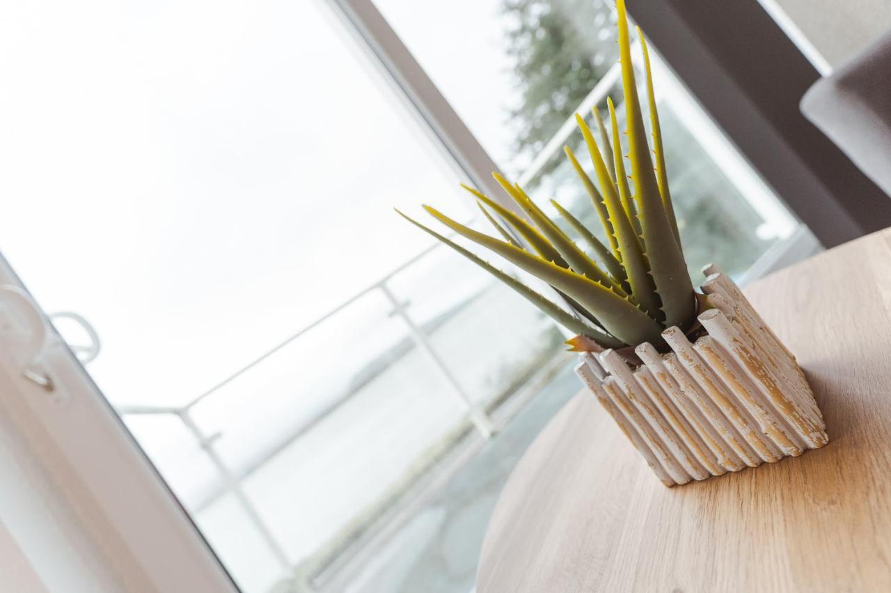 Watersedge Retreat, Views, Sunsets, Dogs Welcome Sandside  외부 사진